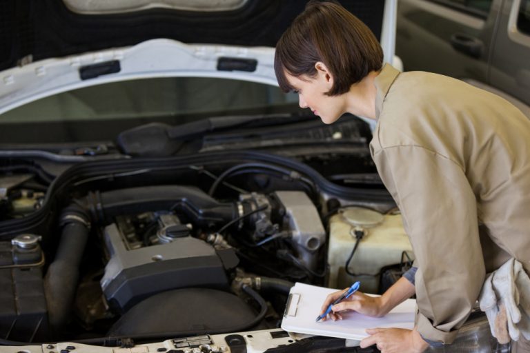 pengecekan mobil second