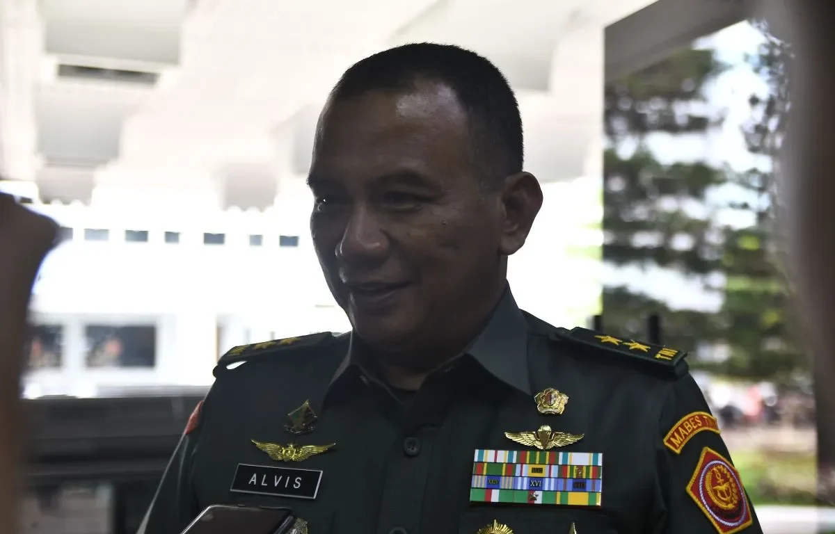 Revisi UU TNI: Usia Pensiun Dinaikkan Demi Kesetaraan dengan ASN