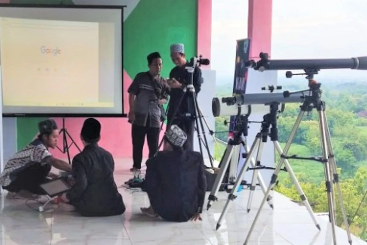 Hisab dan Rukyat dalam Penentuan Ramadan dan Idul Fitri: Saling Melengkapi, Bukan Berseberangan