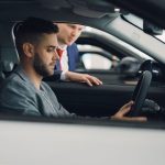 bisnis pelatihan mengemudi mobil